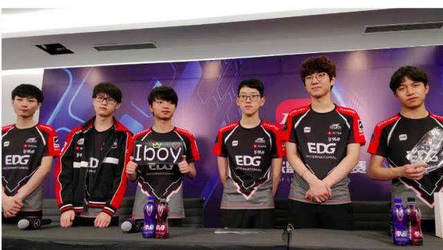 他将继续用 他将继续用