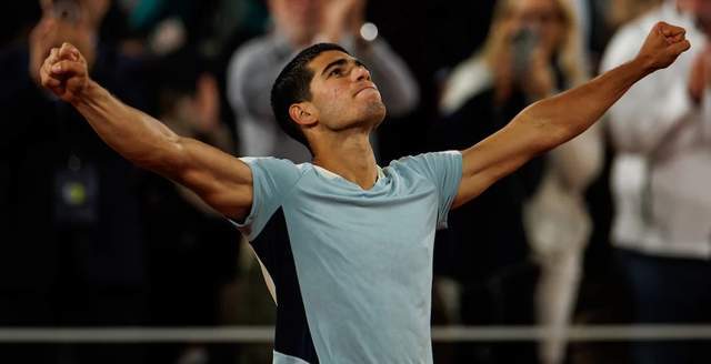 大力射门球 大力射门球