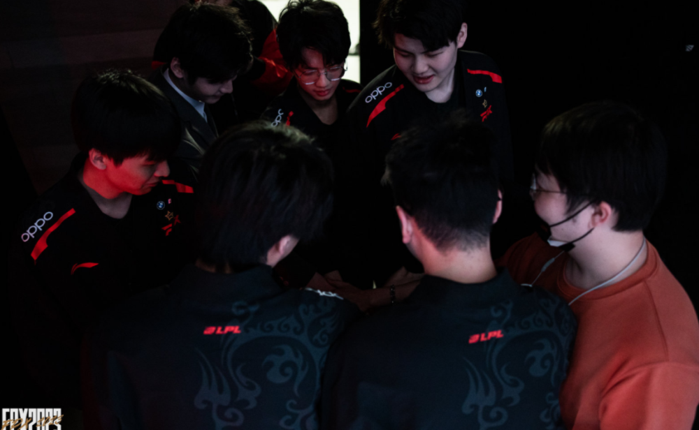 往绩告诉我 往绩告诉我