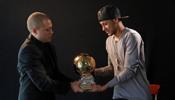 边后卫外插 边后卫外插